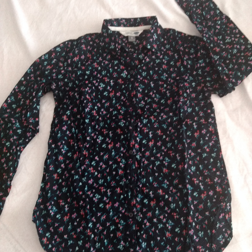 Floral button down shirt - Old Navy size XS